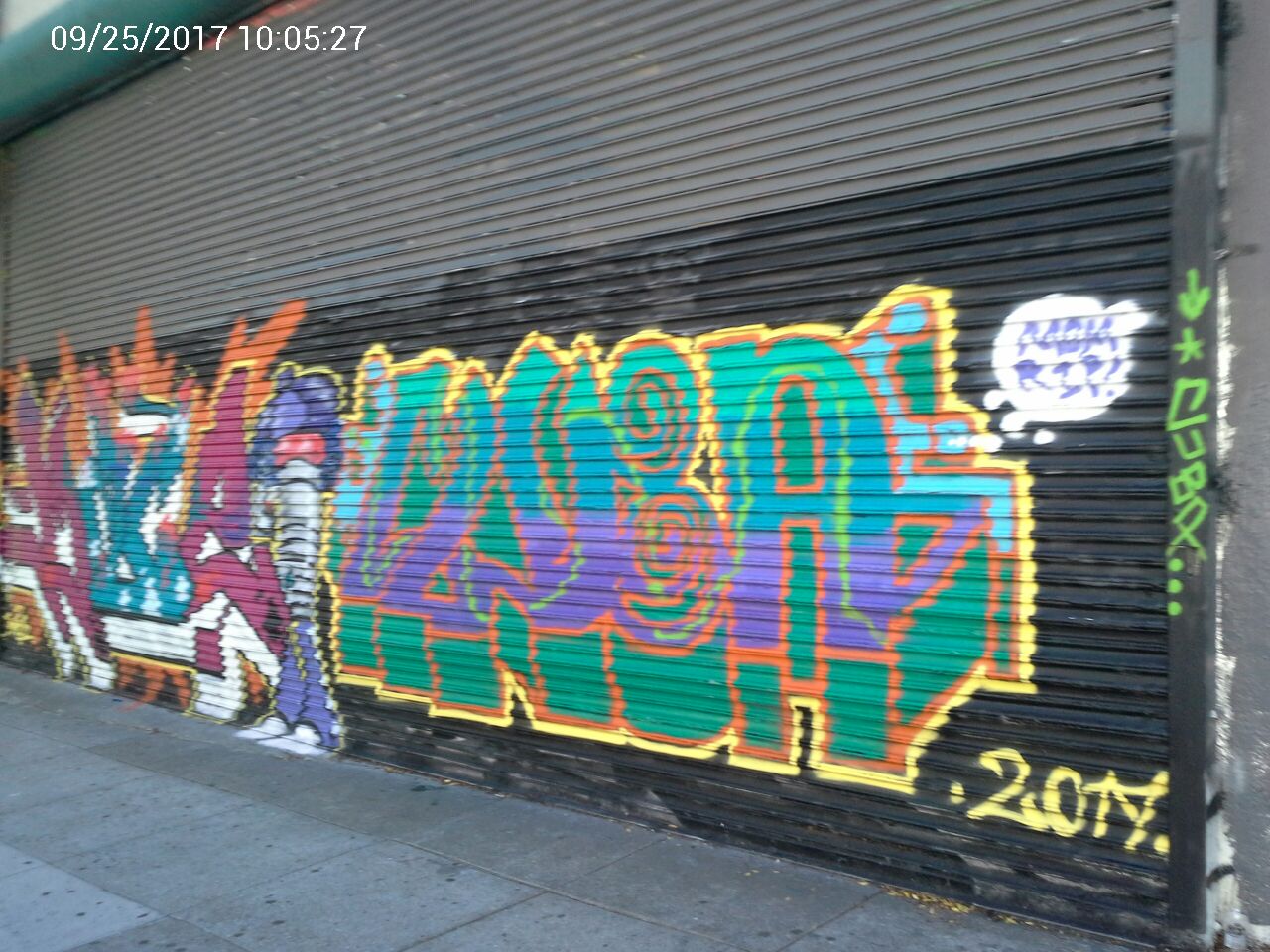 Graffiti at 2779 FOLSOM ST