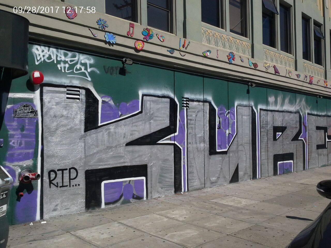 Graffiti at 3210 21ST ST