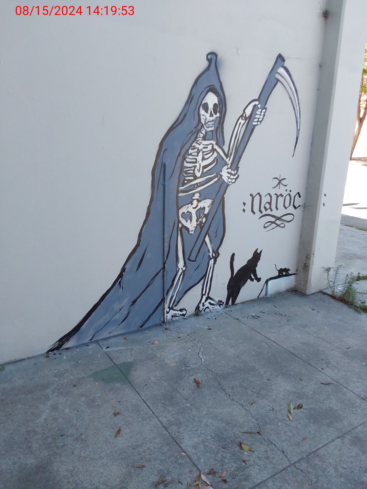 Graffiti at 298 SAN BRUNO AVE