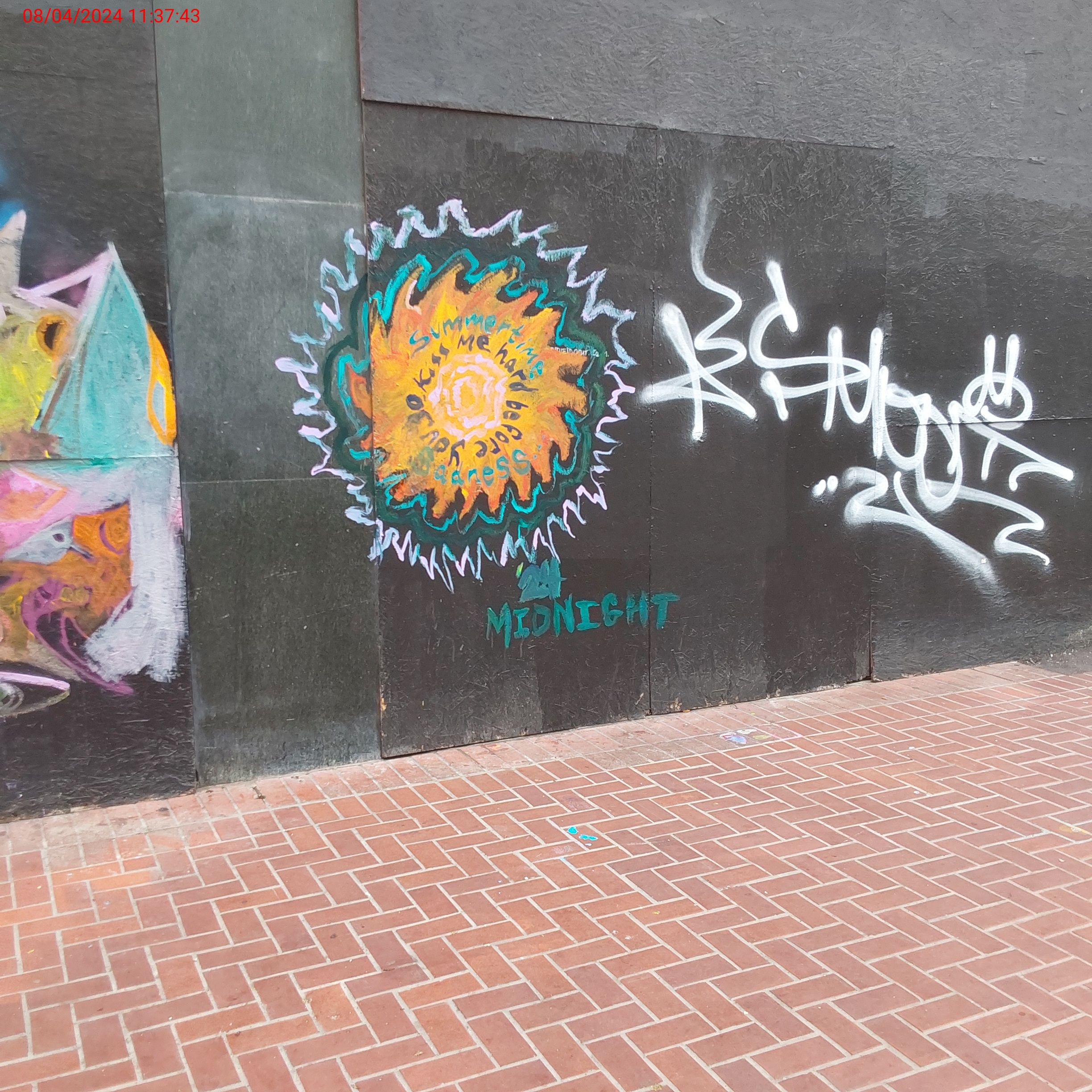 Graffiti at 995 MARKET ST