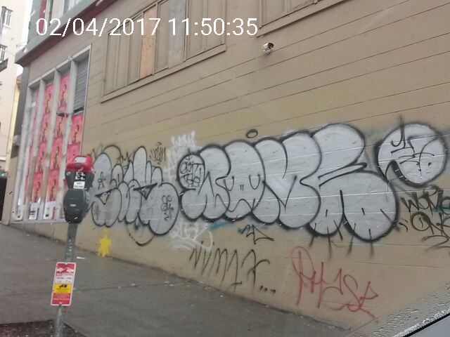 Graffiti at 693 SUTTER ST