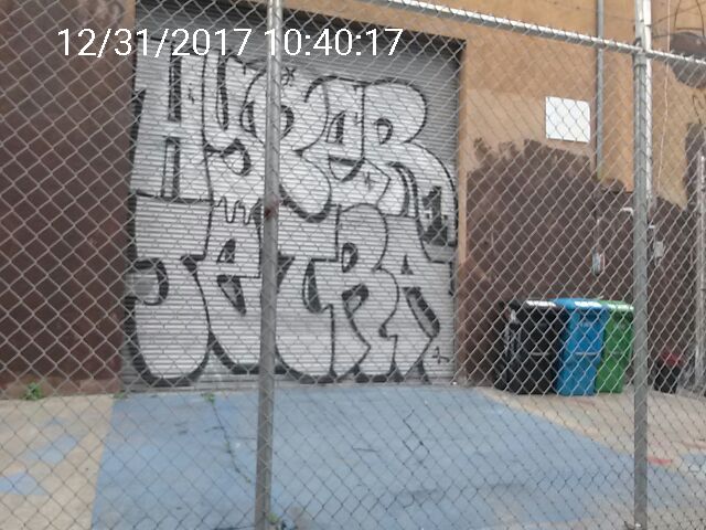 Graffiti at 455 VALENCIA ST