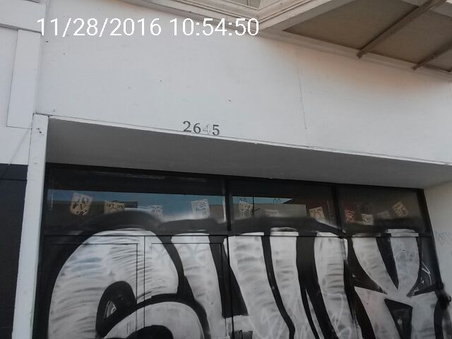 Graffiti at 2645 MISSION ST