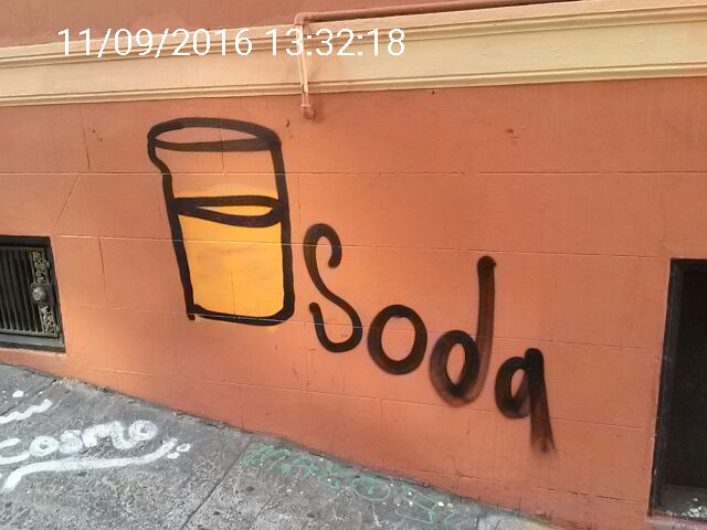 Graffiti at 658 Post St