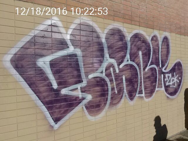 Graffiti at 389 09TH AVE