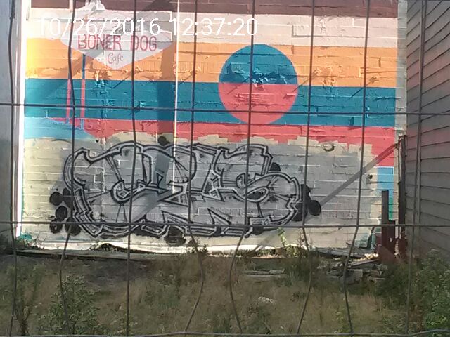 Graffiti at 280 14TH ST