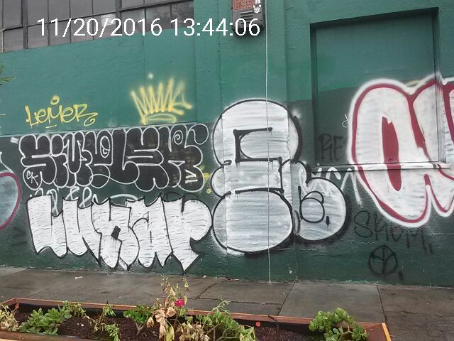 Graffiti at 1960 FOLSOM ST