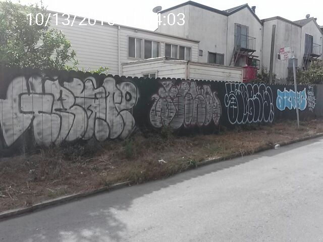 Graffiti at 3022 ALEMANY BLVD