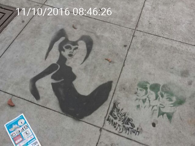 Graffiti at 254 DIVISADERO ST