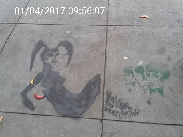 Graffiti at 254 DIVISADERO ST