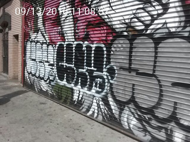 Graffiti at 886 GEARY ST