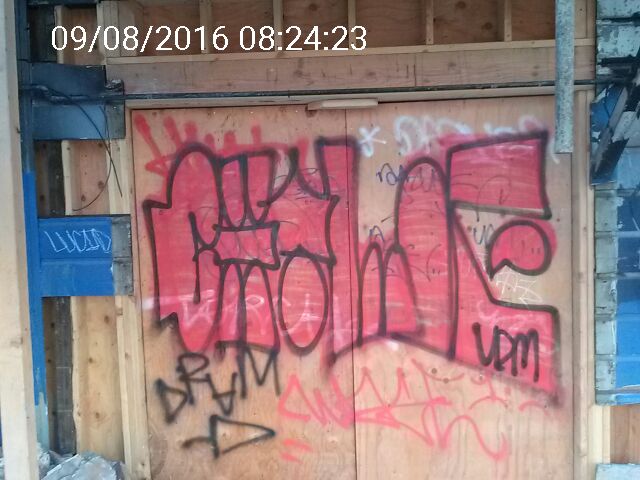 Graffiti at 371 Haight St