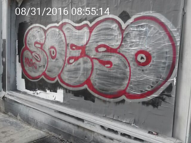 Graffiti at 2205 MISSION ST