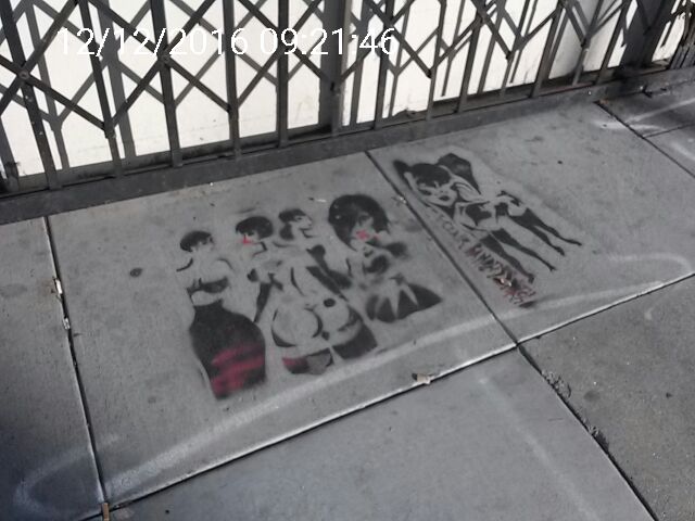 Graffiti at 674 HAIGHT ST