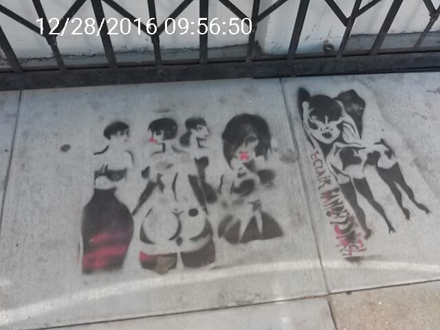 Graffiti at 674 HAIGHT ST