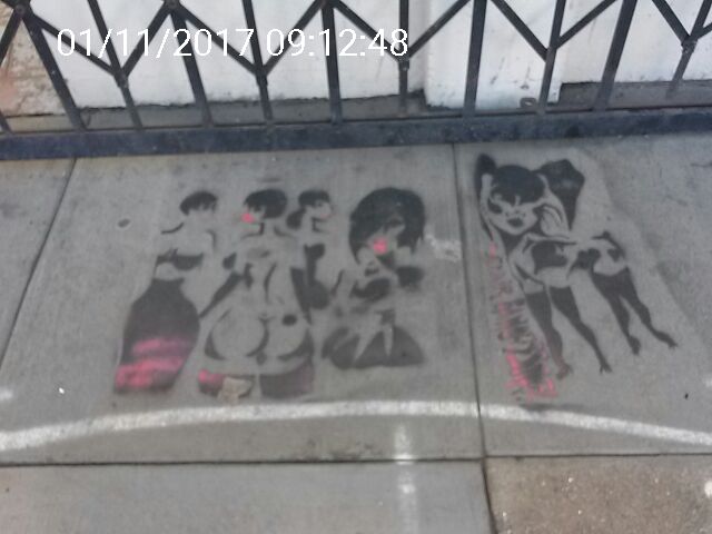 Graffiti at 674 HAIGHT ST