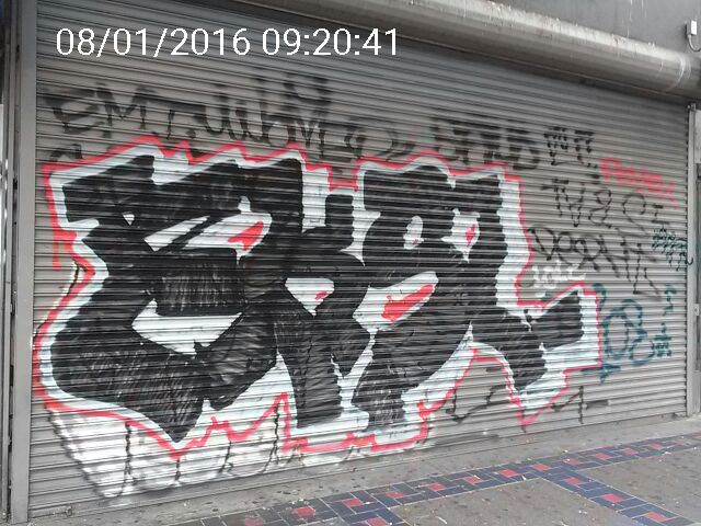 Graffiti at 2748 MISSION ST