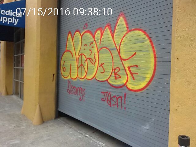 Graffiti at 1600 MISSION ST