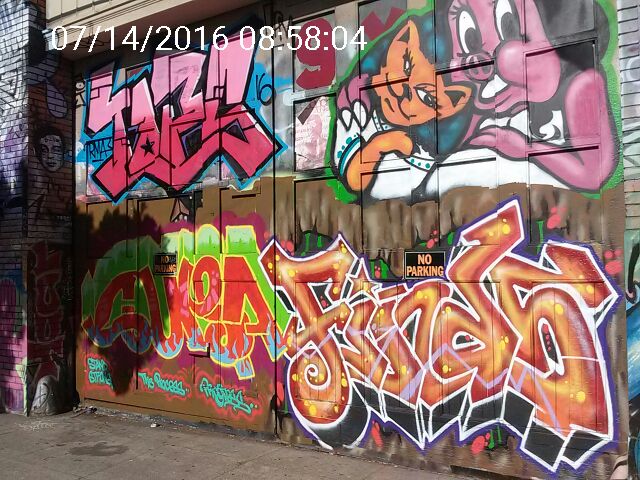 Graffiti at 2044 BRYANT ST