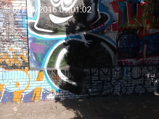 Graffiti at 2044 BRYANT ST