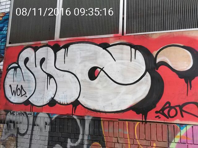 Graffiti at 2044 BRYANT ST