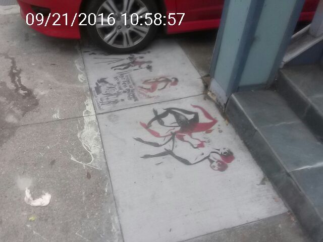 Graffiti at 1181 OAK ST