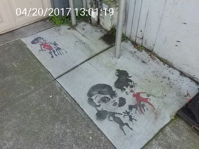 Graffiti at 1181 OAK ST