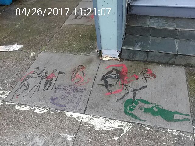 Graffiti at 1181 OAK ST