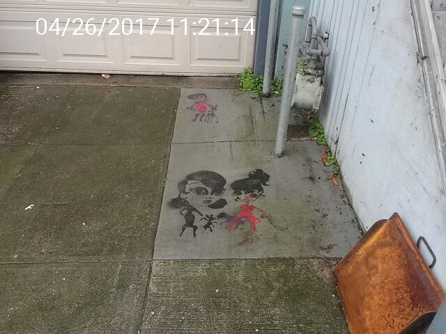 Graffiti at 1181 OAK ST