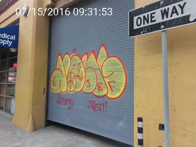 Graffiti at 1600 MISSION ST