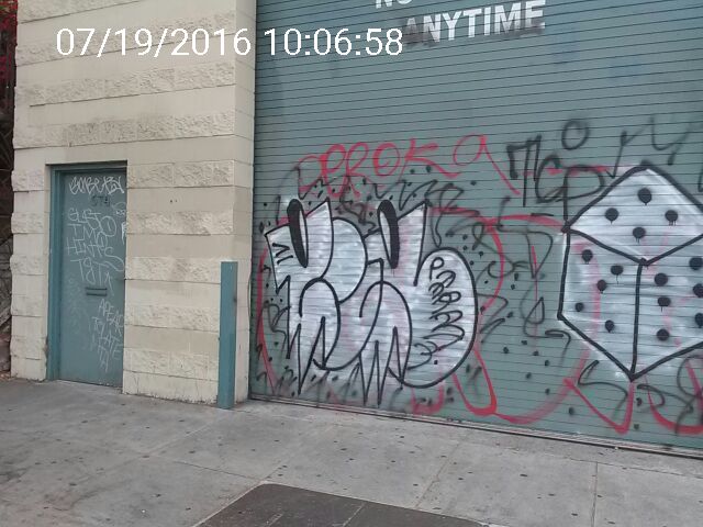 Graffiti at 674 SOUTH VAN NESS AVE