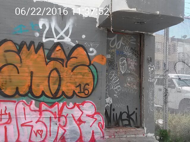 Graffiti at 1441 STEVENSON ST