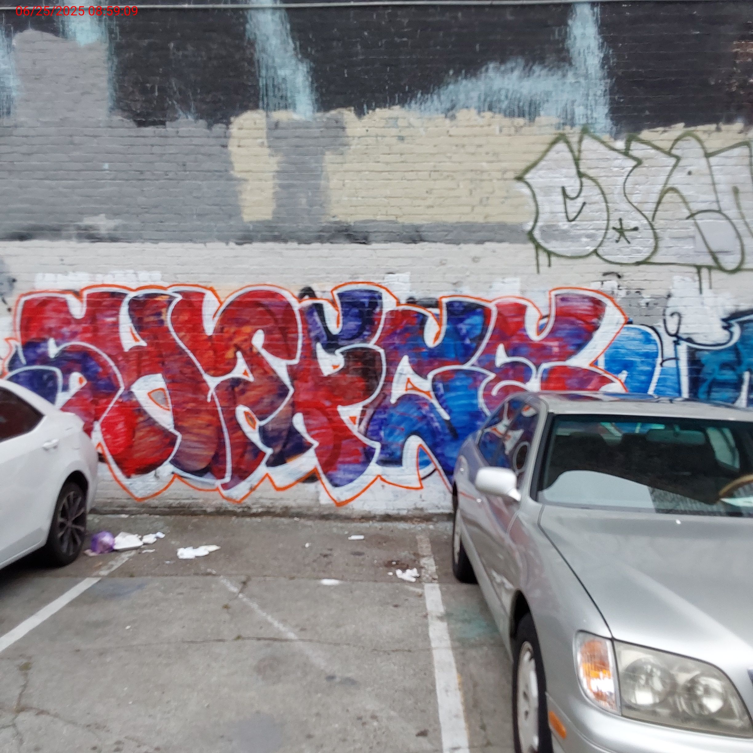 Graffiti at 1545 MISSION ST