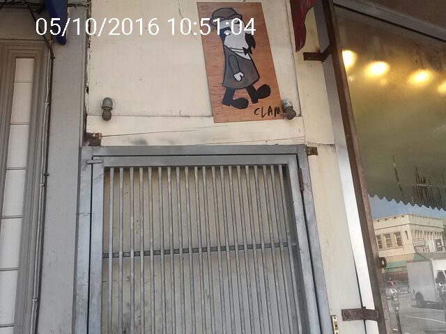 Graffiti at 323 Clement St