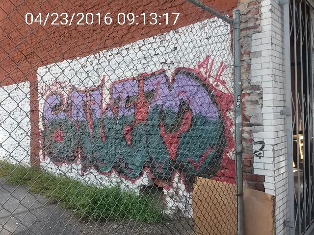 Graffiti at 510 MISSION ST