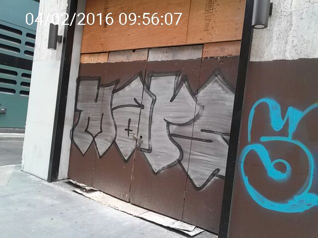Graffiti at 220 BATTERY ST