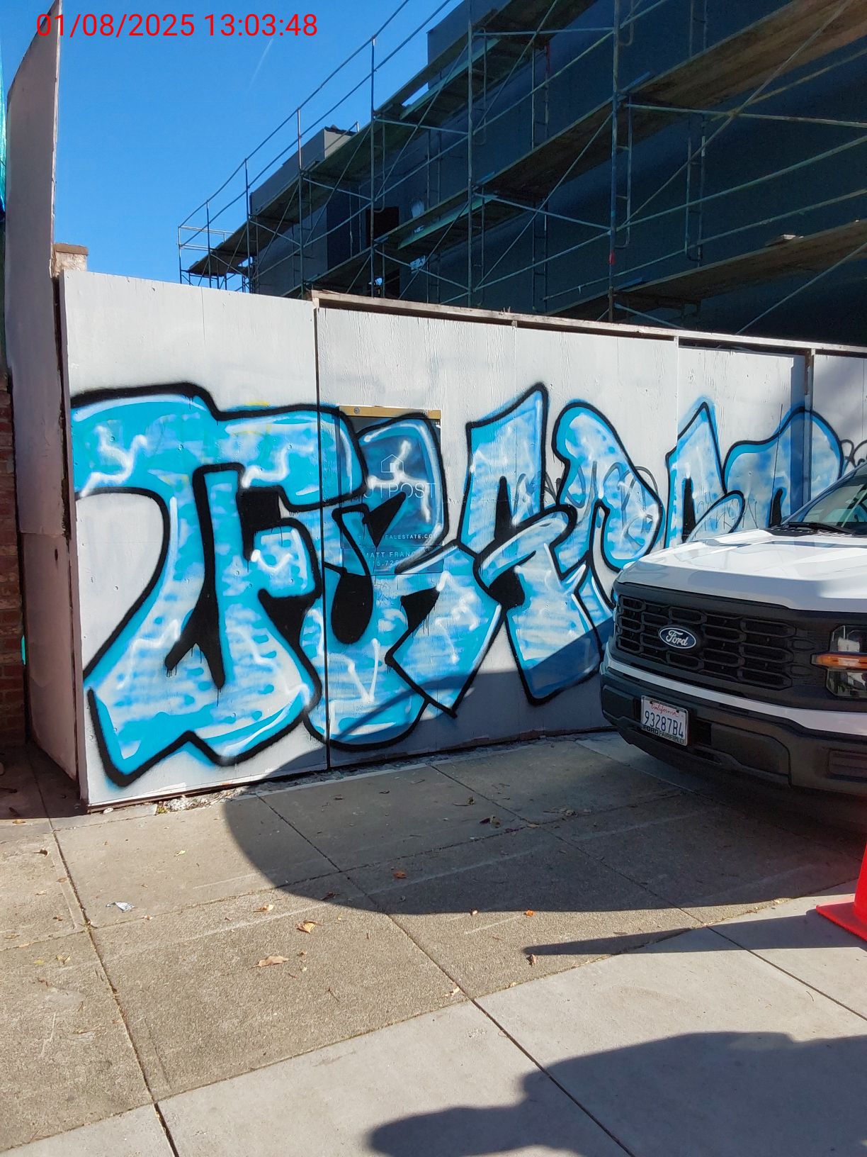 Graffiti at 722 Masonic Ave