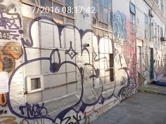 Graffiti at 1441 STEVENSON ST