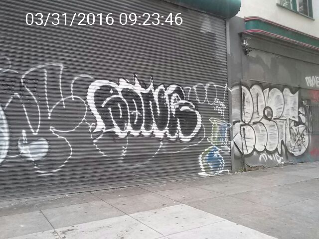 Graffiti at 2779 FOLSOM ST