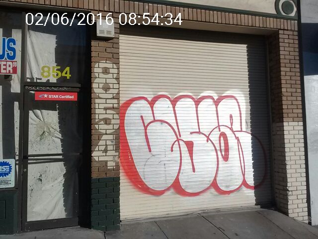 Graffiti at 854 ELLIS ST