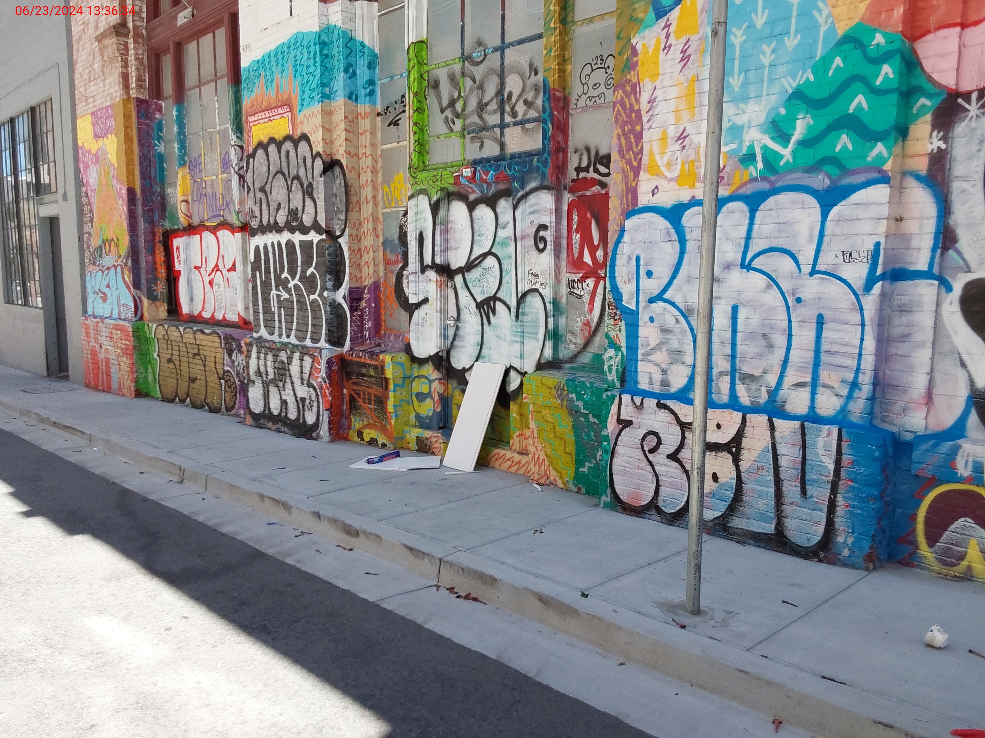 Graffiti at 7 Heron St