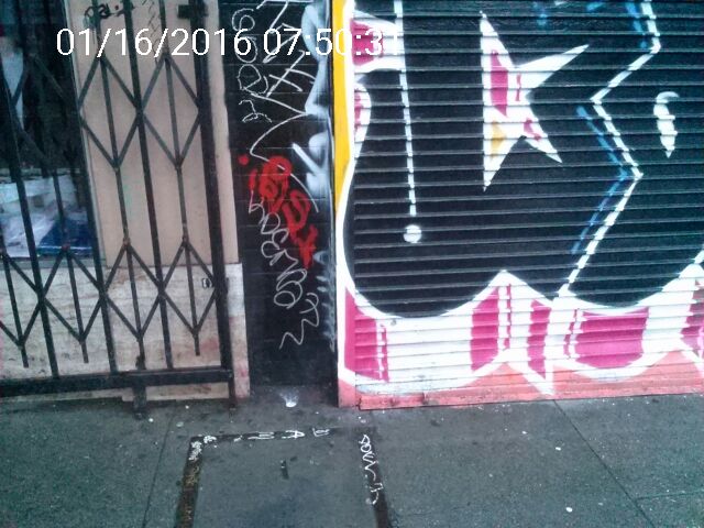 Graffiti at 2300 MISSION ST