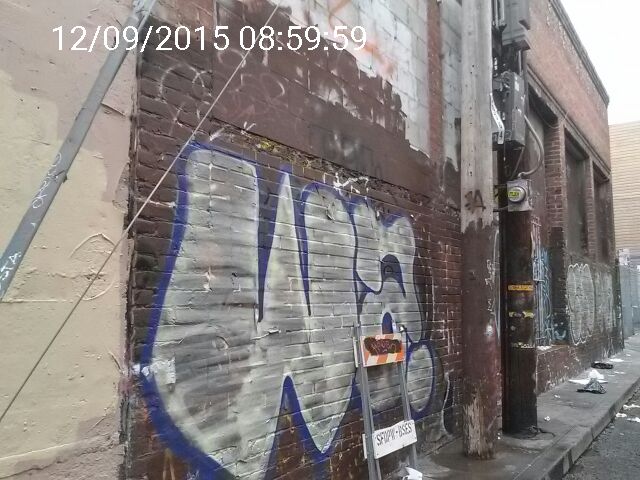 Graffiti at 461 VALENCIA ST