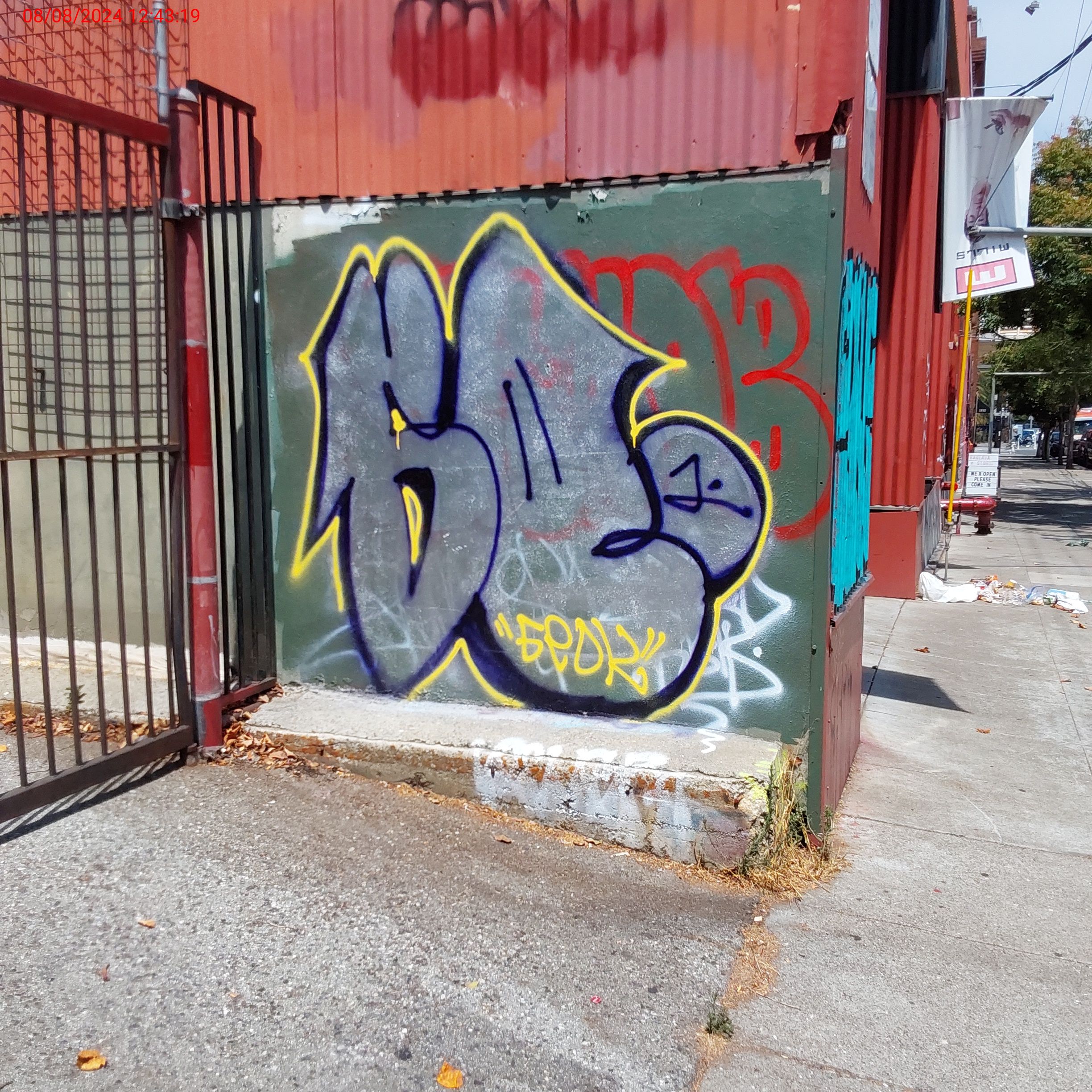 Graffiti at 1830 Harrison St