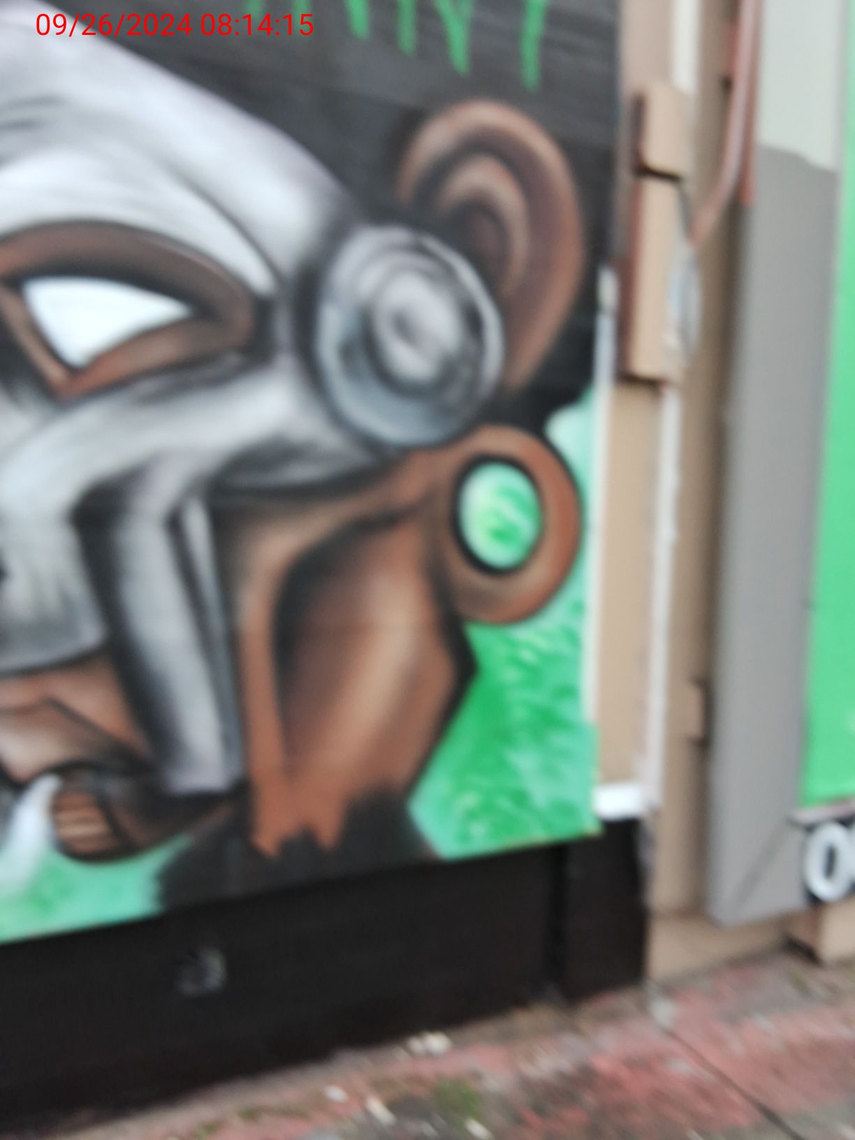 Graffiti at 4751 GEARY BLVD