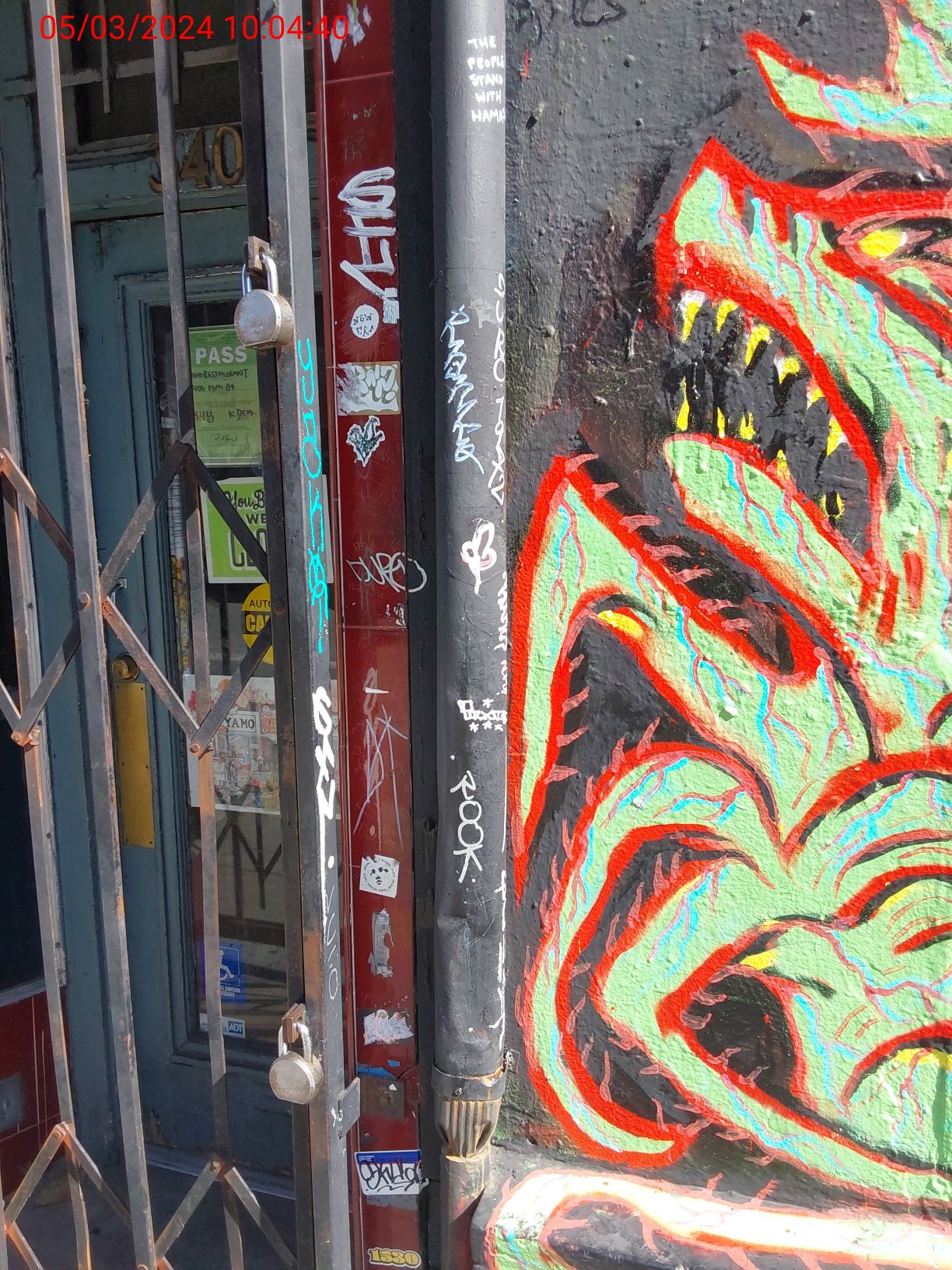 Graffiti at 2188 Mission St