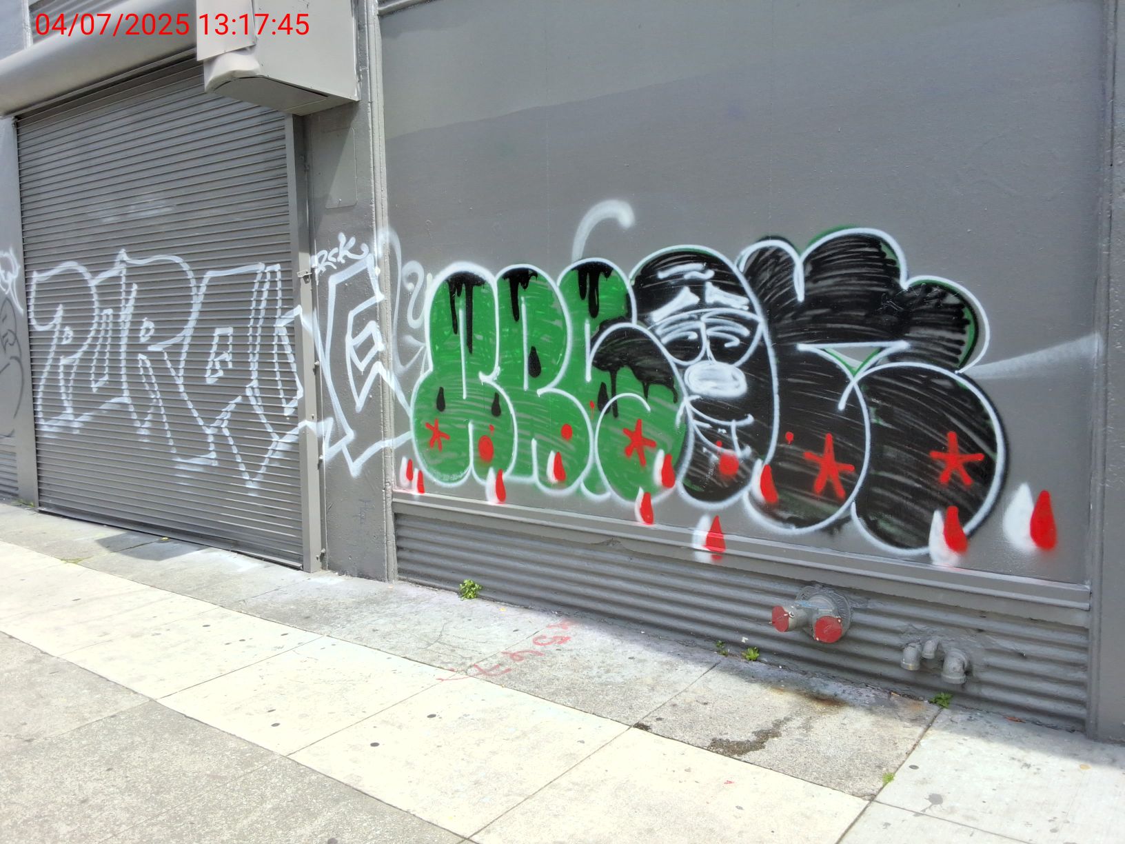 Graffiti at 1855 MISSION ST