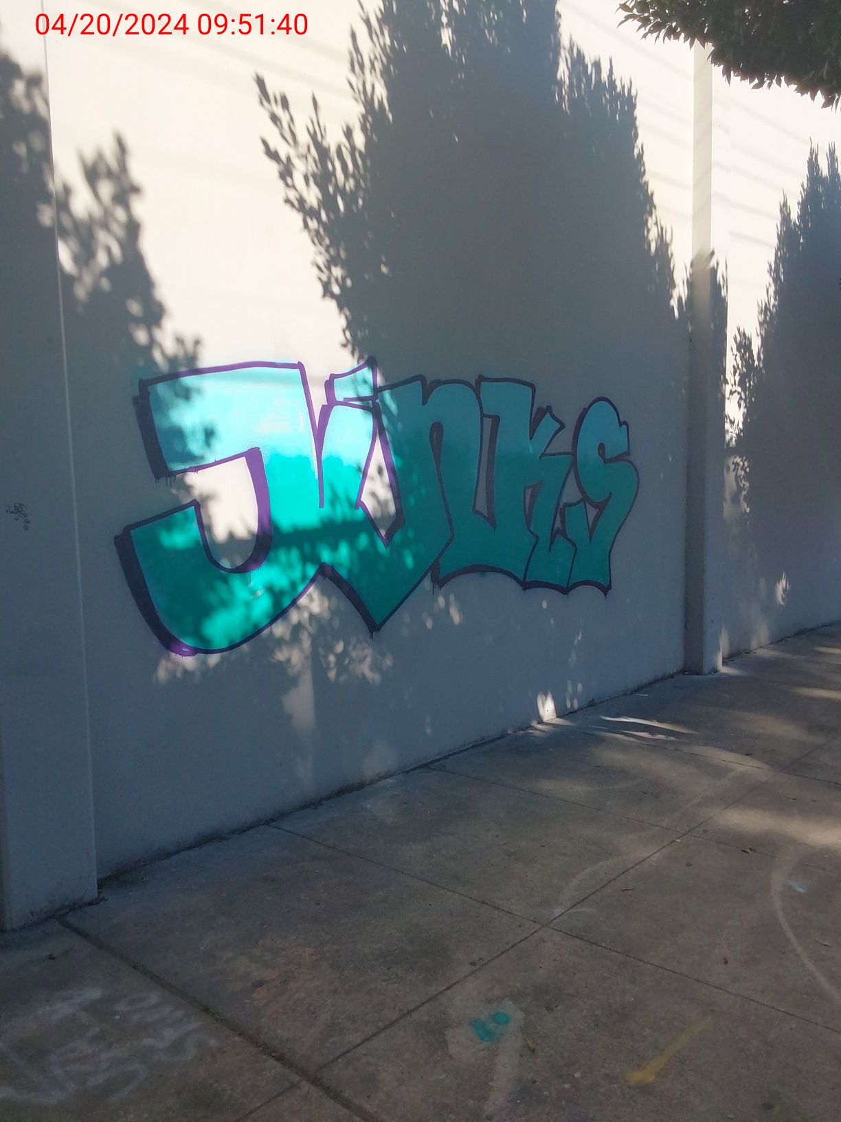 Graffiti at 220 San Bruno Ave
