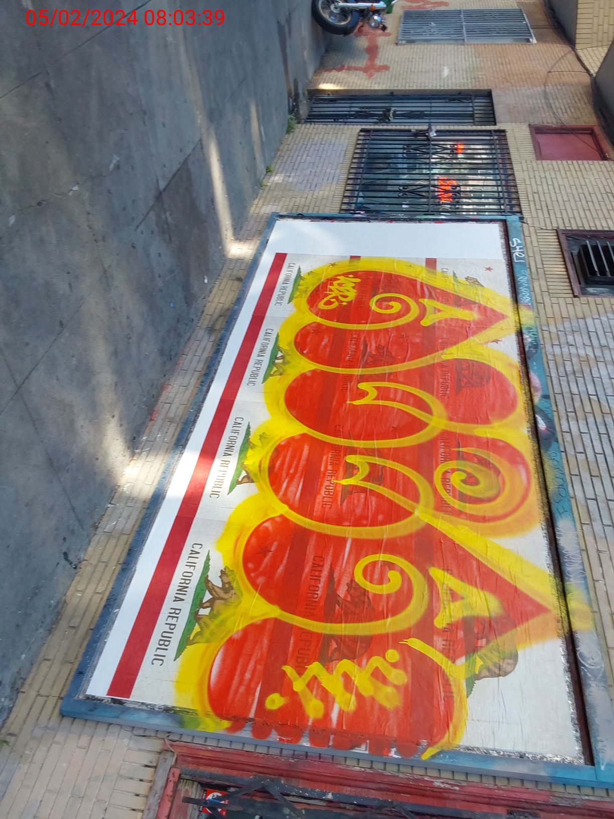 Graffiti at 2948 24th St