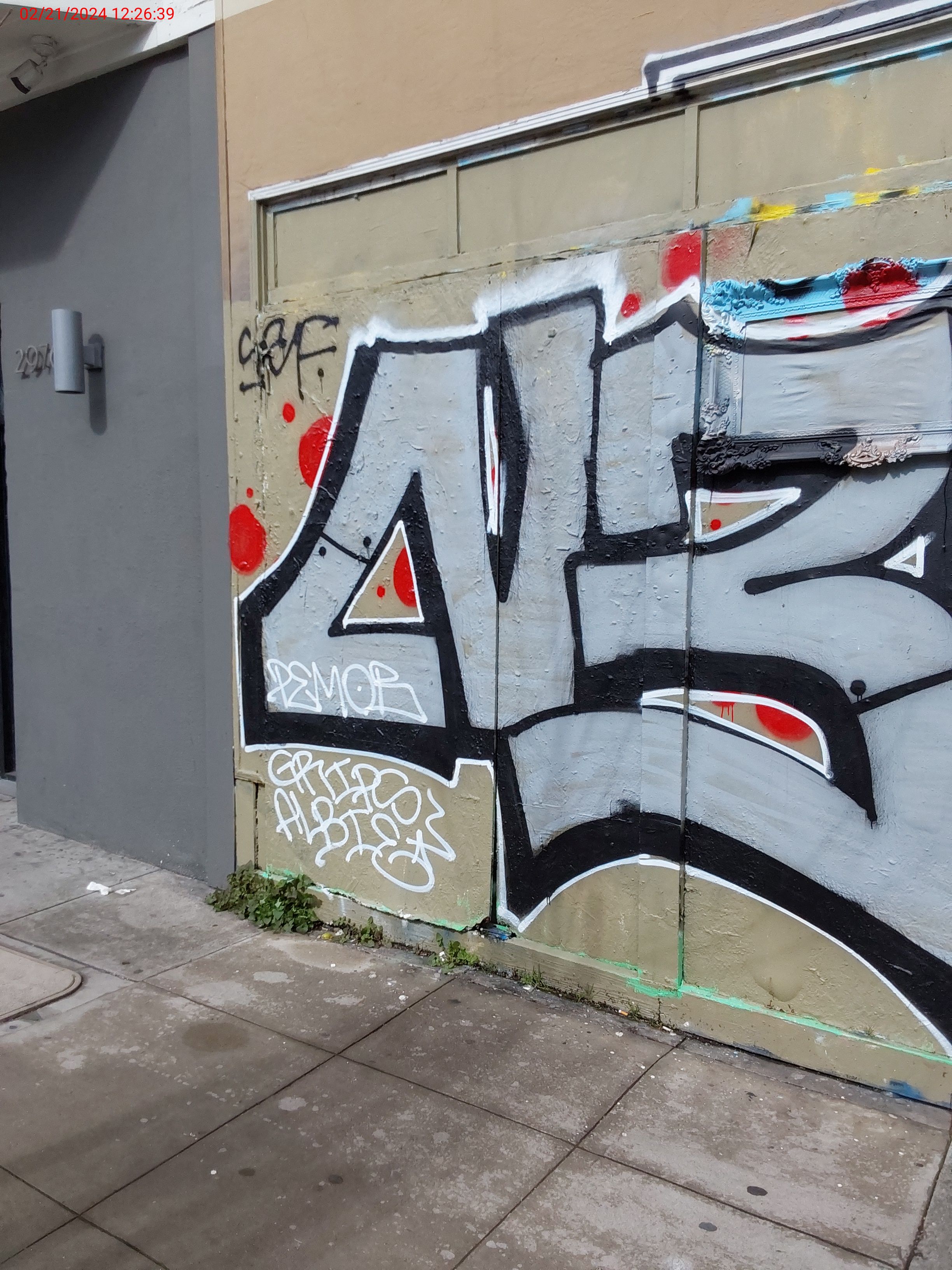 Graffiti at 2970 24TH ST